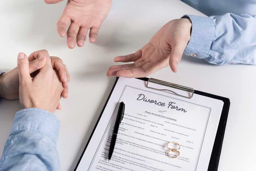 Understanding The Matter Who Files for Divorce First